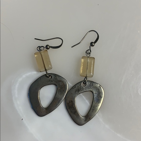 Earrings - Picture 5 of 6